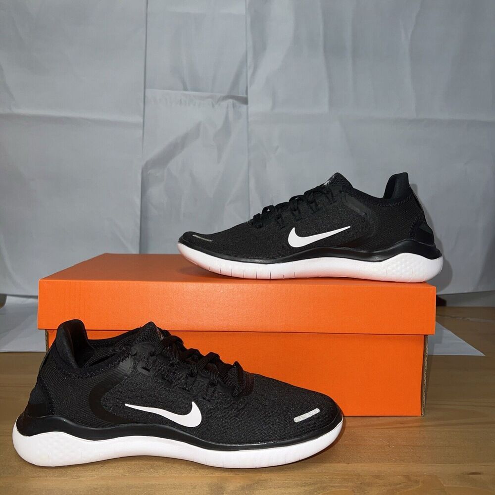 942837-001 Women’s 6 Nike - Picture 2 of 6